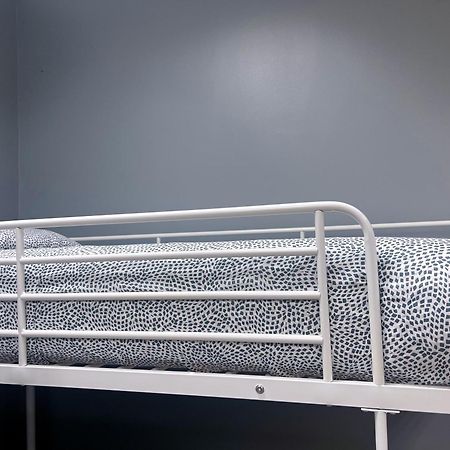 Hostel Acacias Madrid Eksteriør billede