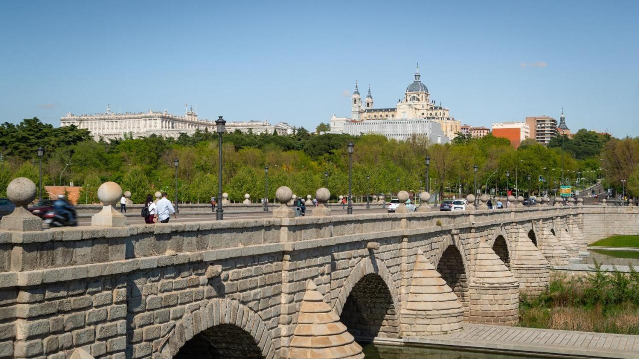 Hostel Acacias Madrid Eksteriør billede