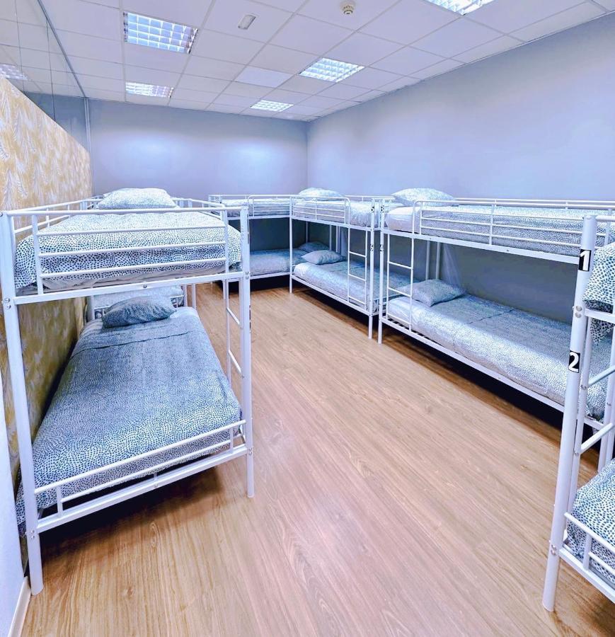 Hostel Acacias Madrid Eksteriør billede