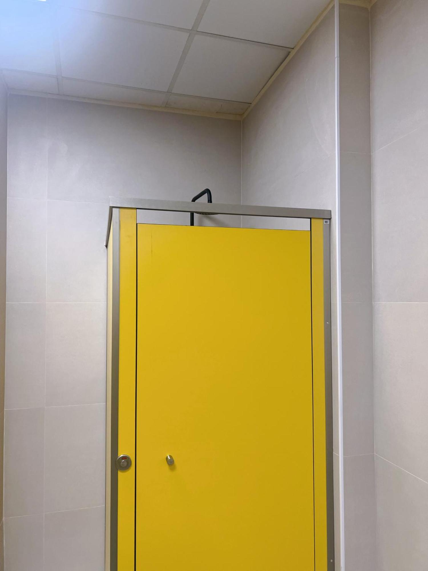 Hostel Acacias Madrid Eksteriør billede