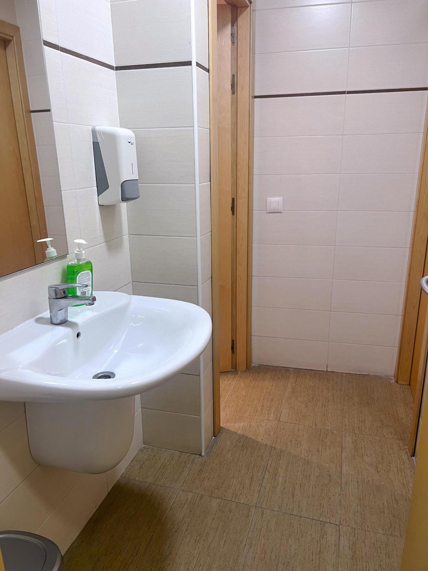 Hostel Acacias Madrid Eksteriør billede